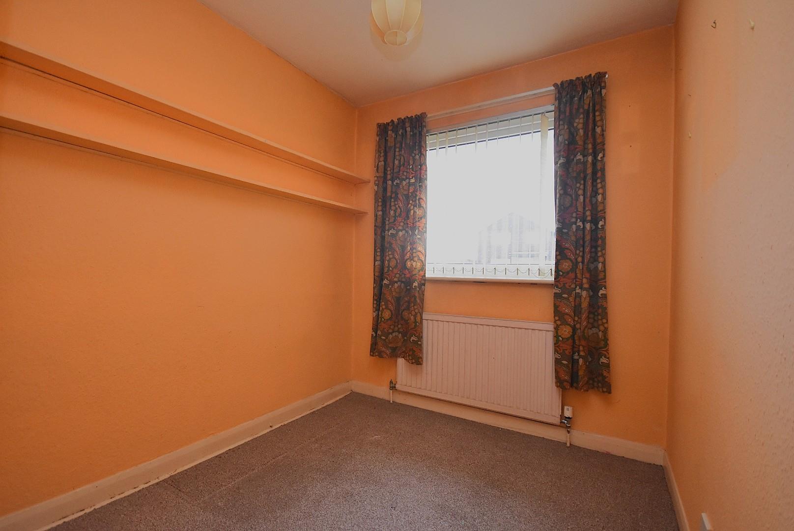 6 Heath Avenue, Penarth, CF64 2QZ